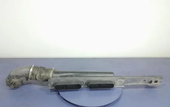 Intake resonator