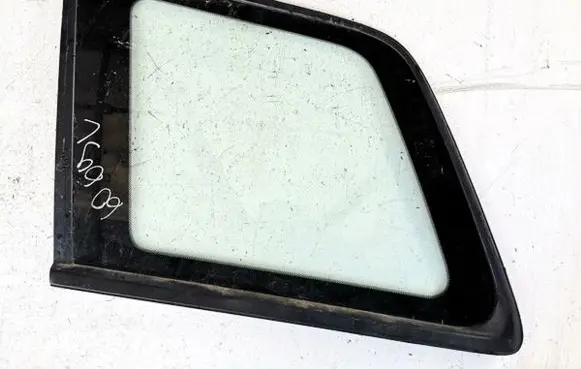 Alfa Romeo 156 Rear side window
