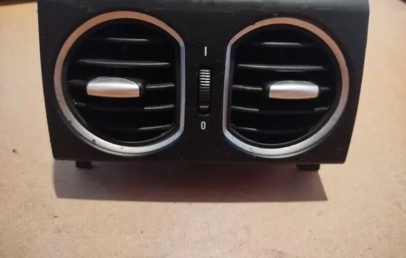 Alfa Romeo 159 Rear air vent grill 939LS376563 ST4247