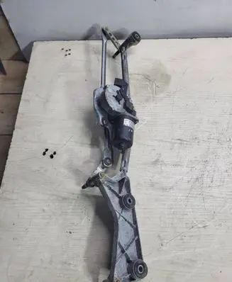Mercedes-Benz ML W164 Front wiper linkage and motor A1648201742 404930
