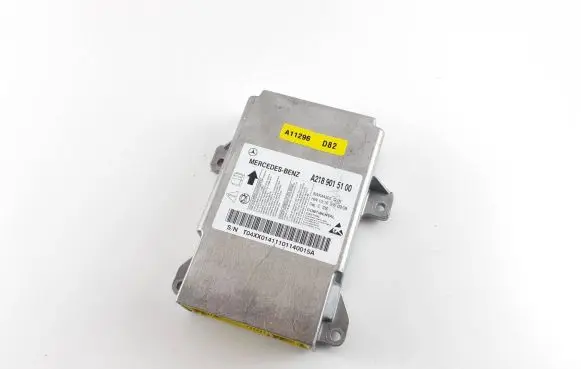 Mercedes-Benz CLS C218 X218 Airbag control unit/module A2189015100 5WK44303