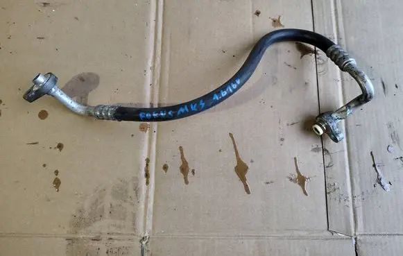 Air conditioning (A/C) pipe/hose