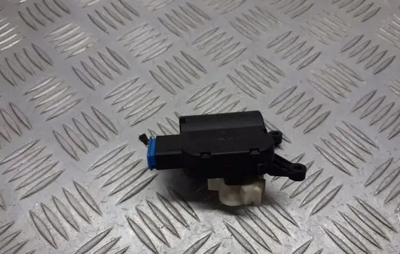 Skoda Octavia Mk2 (1Z) A/C air flow flap actuator/motor 1K1907511