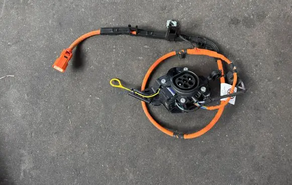 Volkswagen Golf VIII Positive cable (battery) 5H0971509A
