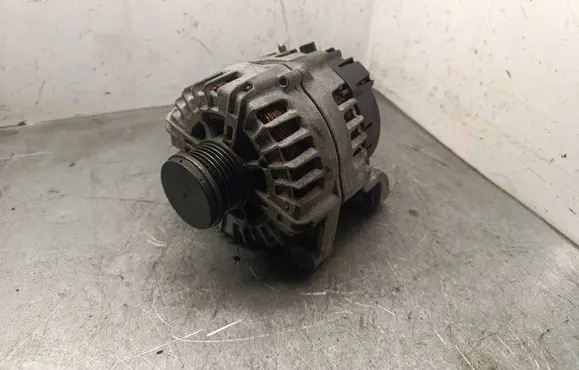 BMW 5 F10 F11 Generator/alternator 8507624