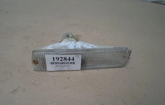 Volkswagen Golf II Front indicator light
