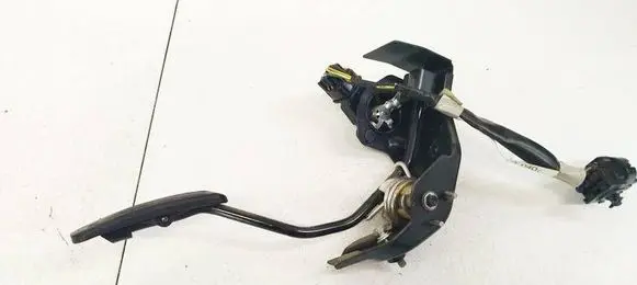 Toyota Corolla Verso AR10 Accelerator throttle pedal 822230F040C