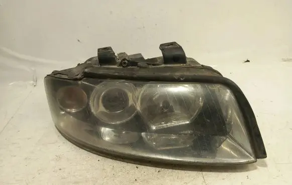 Audi A4 S4 B6 8E 8H Headlight/headlamp 084411146r
