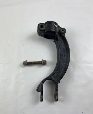 Audi A5 8T 8F Lower shock absorber bracket 8K0413