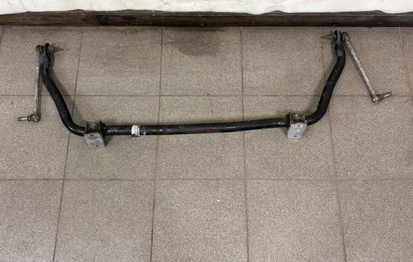 Ford Mustang V Front anti-roll bar/sway bar BR335482EE