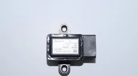 BMW 7 E38 ESP acceleration yaw rate sensor 6753694 0265005248