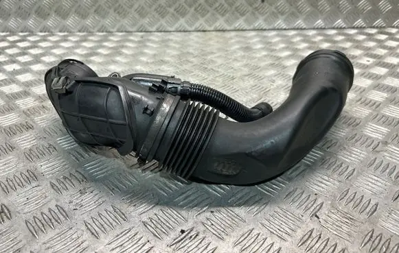 BMW 5 F10 F11 Air intake duct part 7807493 8514090