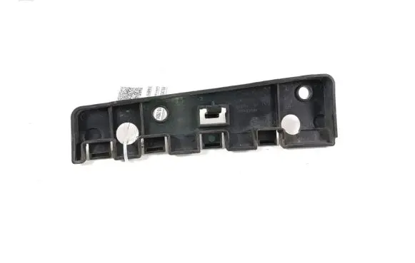 Volvo S60 Fender mounting bracket 31448917