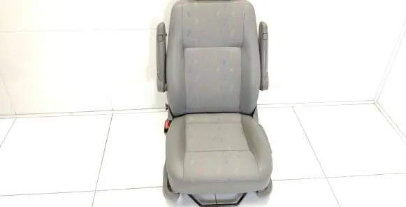 Volkswagen Transporter - Caravelle T5 Front driver seat 