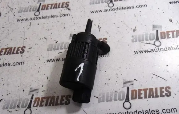 Mitsubishi Carisma Windscreen/windshield washer pump