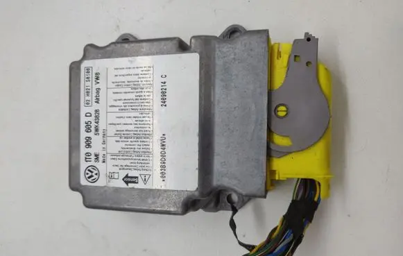 Volkswagen Touran I Airbag control unit/module 1T0909605D