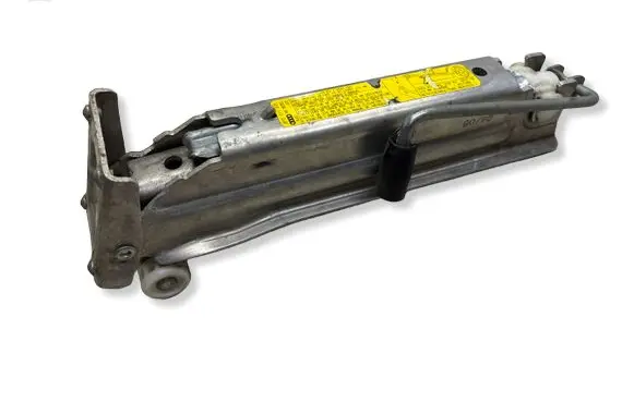 Audi A6 S6 C6 4F Lift Jack 4F0011031