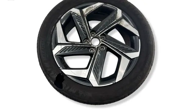 Hyundai Tucson IV NX4 R19 alloy rim 52910N7320