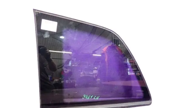 Opel Zafira B Rear side window