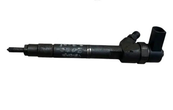 Mercedes-Benz C AMG W203 Fuel injector A6110700687 0445110025