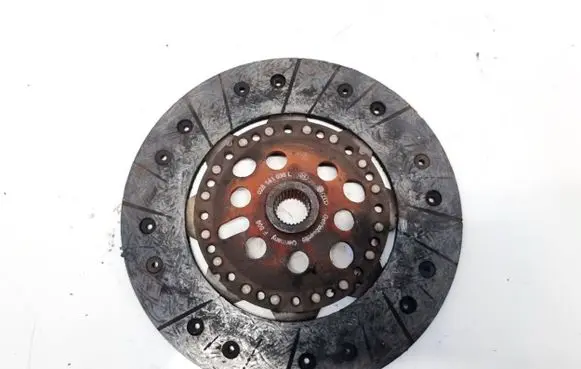 Skoda Octavia Mk1 (1U) Clutch pressure plate 028141036L