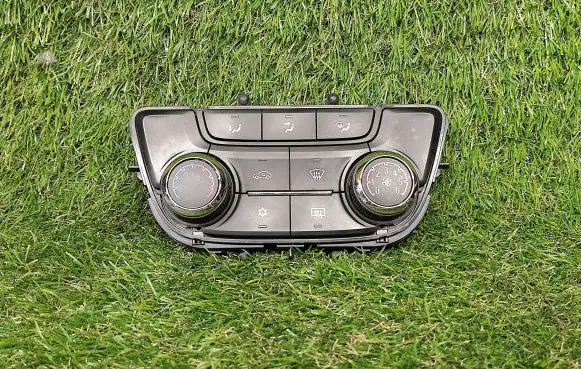 Opel Zafira C Climate control unit 20765753 A2C53374862