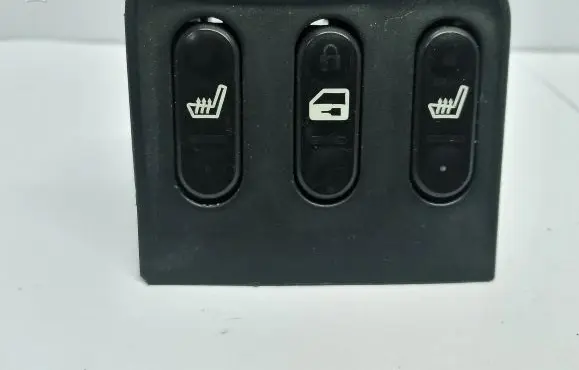 Nissan Primera Central console control unit 