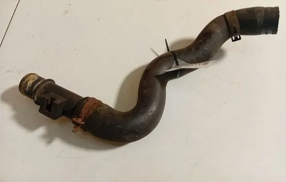 Nissan Qashqai Engine coolant pipe/hose