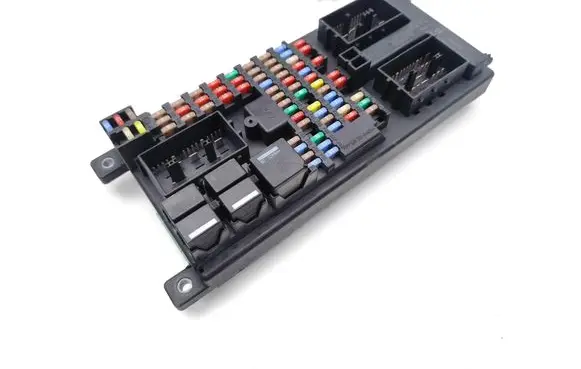 Land Rover Discovery Fuse module YQE500420 519051718