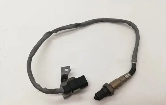 Mercedes-Benz E W212 Lambda probe sensor A0075421618