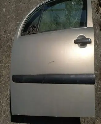 Citroen C3 Front door pilkos