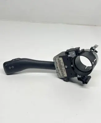Volkswagen Golf IV Indicator stalk 8L0953513G 010299 4L0953513