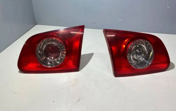 Volkswagen PASSAT B6 Tailgate rear/tail lights 3C9945093A 3C9945094A