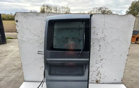 Mercedes-Benz Vito Viano W639 Back/rear loading door 