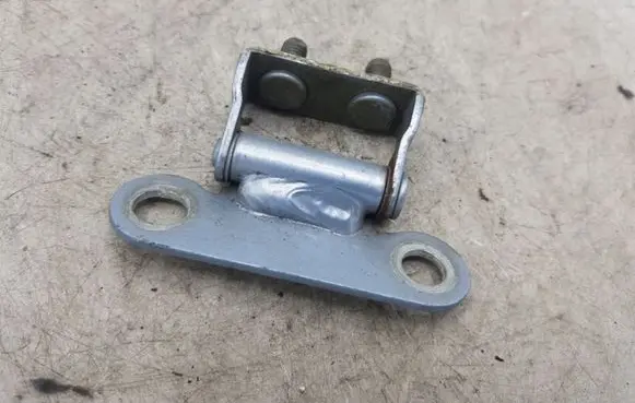 Toyota Corolla Verso E121 Tailgate/trunk/boot hinge NOCODE