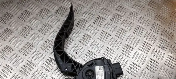 Audi A5 8T 8F Accelerator throttle pedal 8K1723523