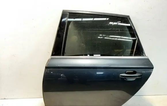 Rear door