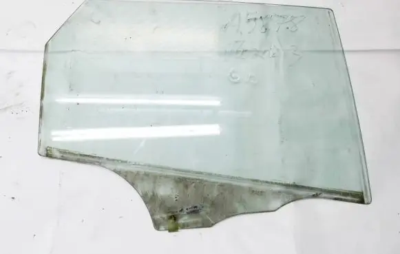 Mazda 3 I Rear door window glass