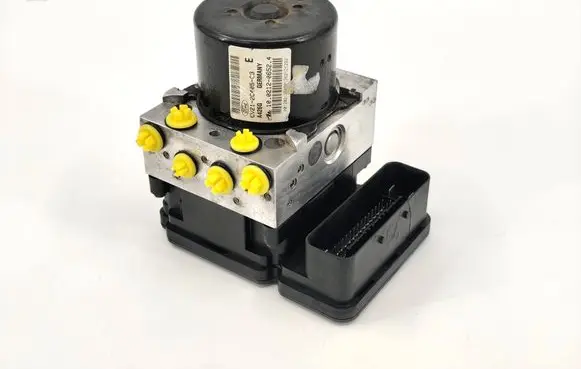 Ford Fiesta ABS Pump CV212C405CB 10021208524 10096101873