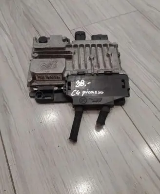 Citroen C4 I Picasso Start/Stop control module 9819596180