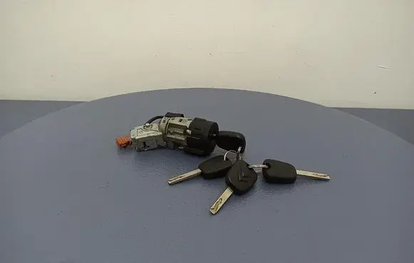 Citroen C3 Ignition lock N0502455