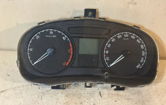 Skoda Fabia Mk2 (5J) Speedometer (instrument cluster) 5J0920800C