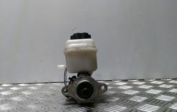 KIA Sorento Master brake cylinder