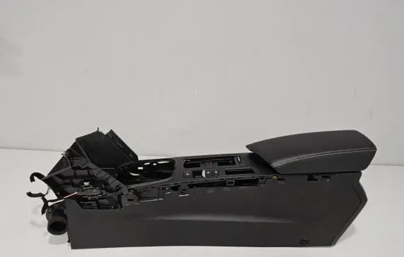 Renault Megane IV Center console 969105792R 969105792 240162441R
