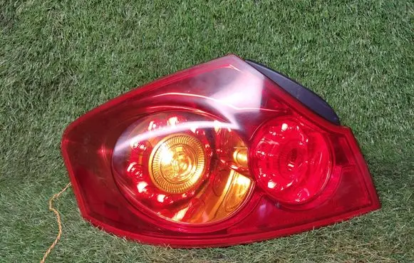 Infiniti G37 Rear/tail lights