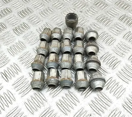 Land Rover Discovery Sport Nuts/bolts 6G921K024AD JK7217A147AA