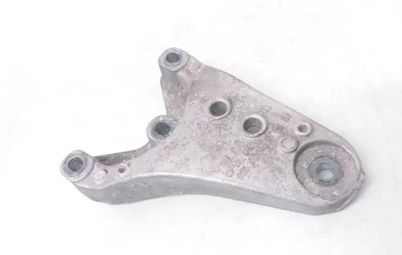 Skoda Fabia Mk1 (6Y) Engine mounting bracket 6Q0199185D