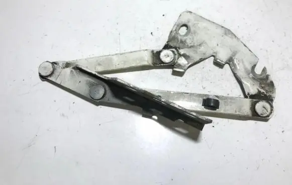 Engine bonnet/hood hinges