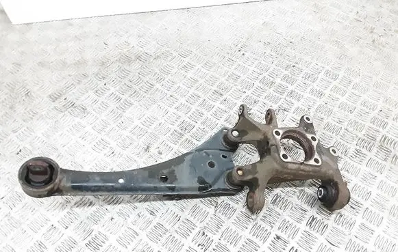Lexus CT 200H Rear wheel hub