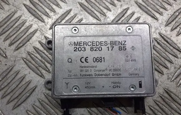 Mercedes-Benz A W168 Battery control module 2038201785